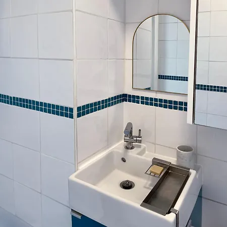 Apartamento Lovely One-bedroom In 18th *
