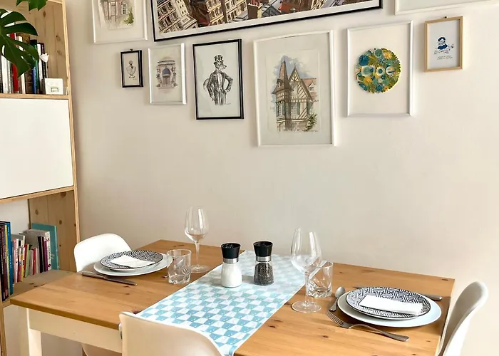 Lovely One-bedroom In 18th 파리